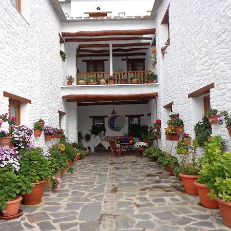 Estrella De Las Nieves Pampaneira Exterior photo